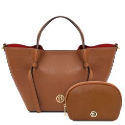 Bali Leather Shopping bag and Soft Leather Toiletry Case Cognac TL142610