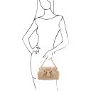 Lara Clutch aus Weichem Leder mit Schulterkette Beige TL142246