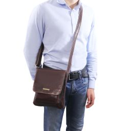 Jimmy Bolso Para Hombre en Piel con Bolsillo Delantero Negro TL141407